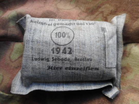 WW2 GERMAN breca FIRST FIELD DRESS BANDAGE MADE IN DATED 1942 LUDWIG