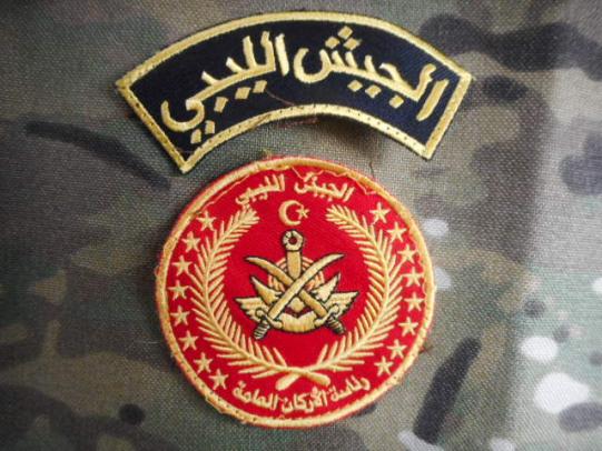 2 MIDDLE EAST ARMY IRAQ LIBYA ? PATACHES PATCH BADGE new OPFOR