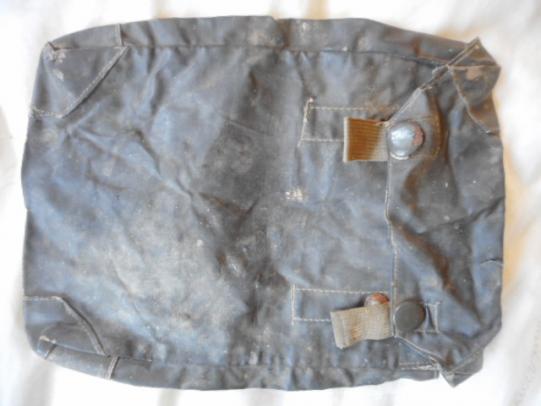 WW2 GERMAN ARMY heer WH / WAFFEN SS gas cape BAG POUCH N4