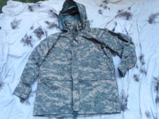 USARMY US SF ISSUE USA CWU ECWCS ACU DIGI CAMO goretex PARKA COAT JACKET M R