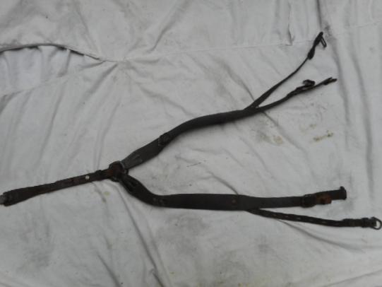 original WW2 GERMAN ARMY / WAFFEN SS  BLACK LEATHER COMBAT EQUIPMENT Y STRAPS riemen EXTRA PICTURES