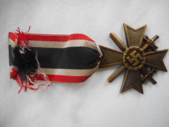 WW2 GERMAN WAR MERIT CROSS WITH SWORDS