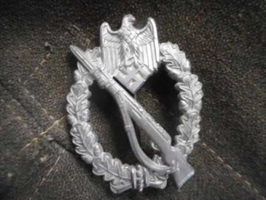 WW2 GERMAN third reich ARMY / WAFFEN SS INFANTRY ASSAULT BADGE AWARD silver grade MINT CONDITION