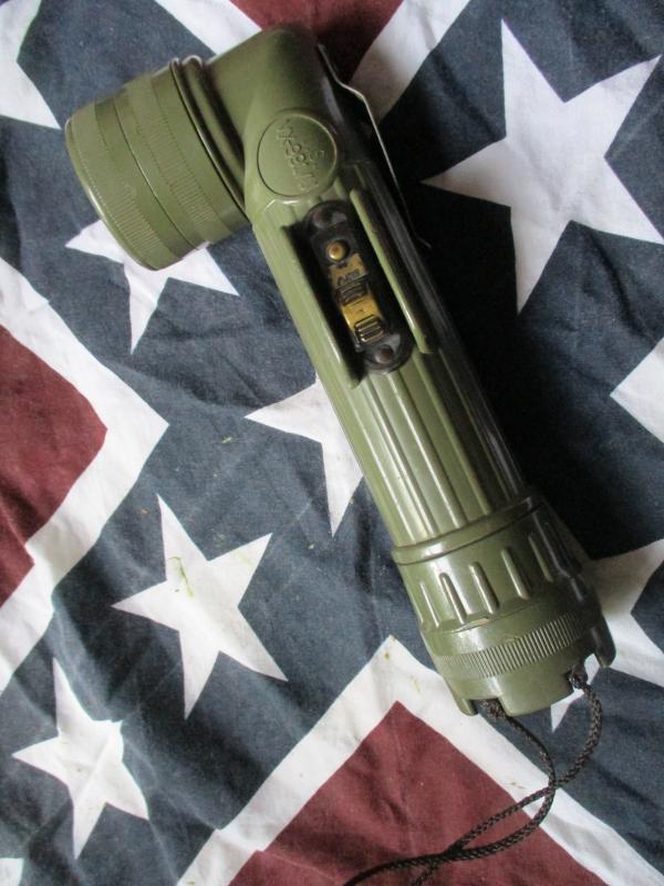 GENUINE US ARMY USMC issue TORCH FLASHLIGHT GT PRICE LA USA MX-991/U vietnam war