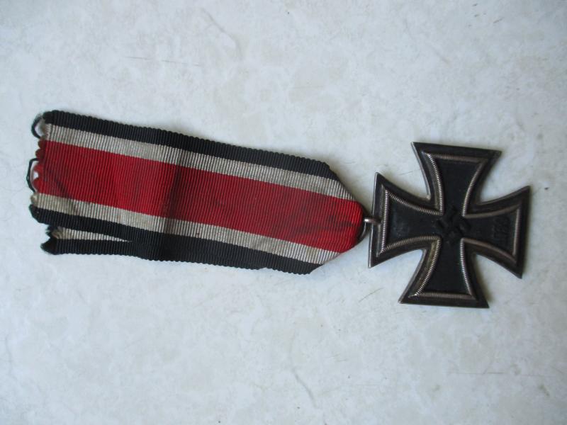 GENUINE ww2 GERMAN IRON CROSS 2ND CLASS EK2 maker number 24