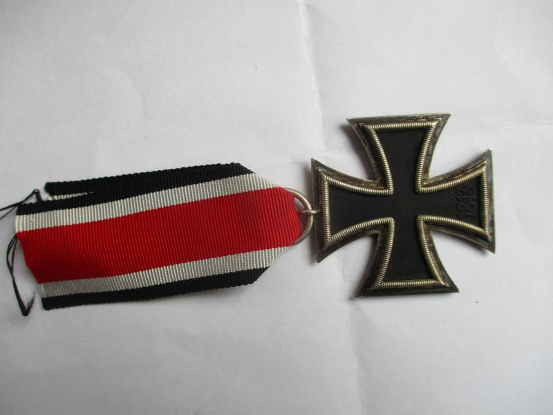 ORIGINAL WW2 GERMAN third reich IRON CROSS 2ND CLASS RK2 maker number 65 KLEIN & QUENZER