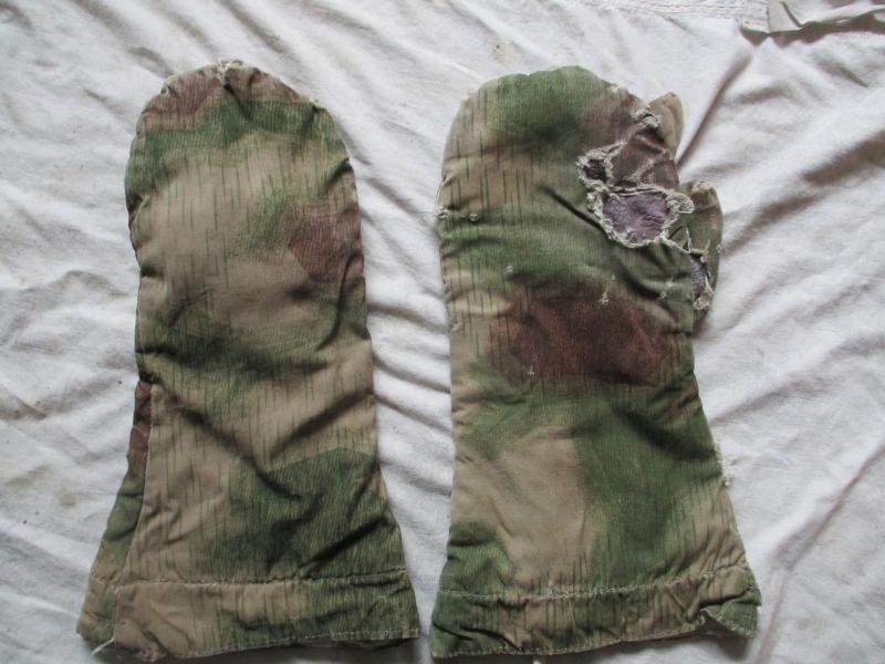 ORIGINAL real WW2 GERMAN ARMY issue TAN & WATER sumpftarn CAMO TARN PARKA MITTS