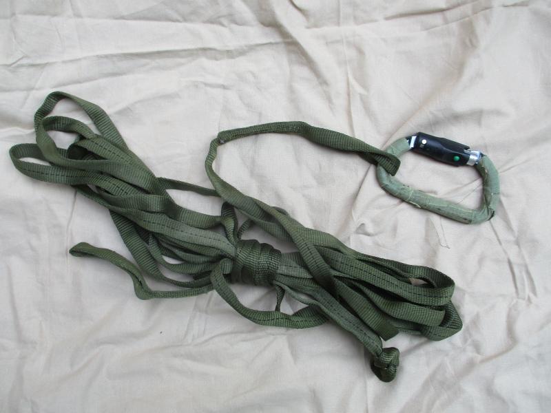 GENUINE SAS ISSUE JUNGLE LOOP LINE AND PETZL KARRIBENA belt kit