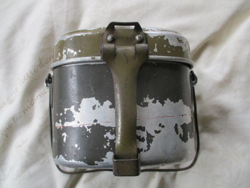 original 1944 WW2 GERMAN ARMY / wss MESS TIN mn44 & vdns39