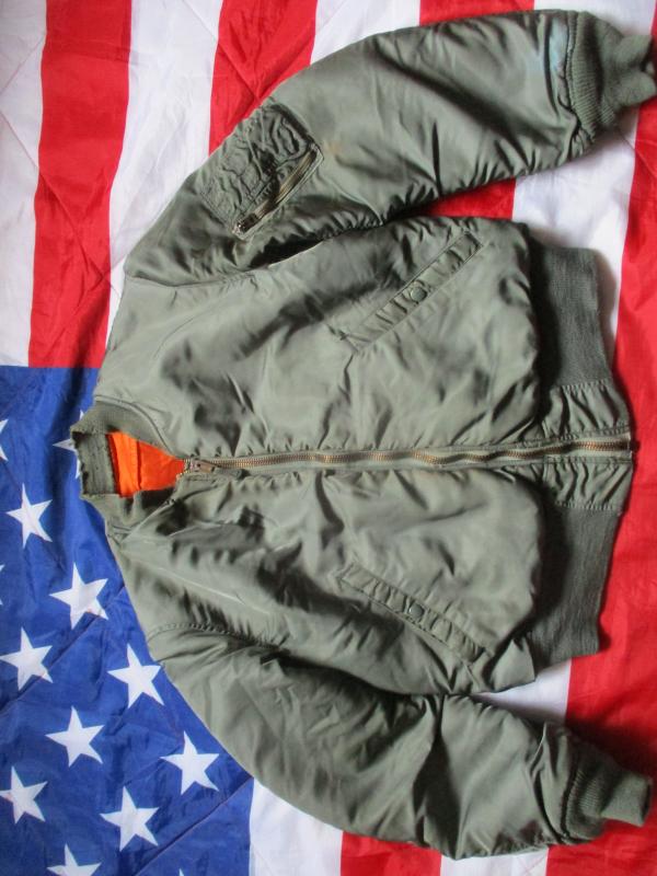 US AIR FORCE USAF ISSUE 1965 VIETNAM WAR alpha industries ma1 MA 1 PILOTS JACKET medium