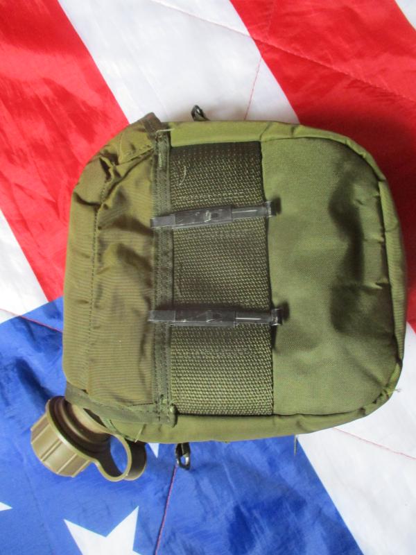 1969 US ARMY issue VIETNAM WAR M56 WEBBING 2qt WATER BOTTLE CANTEEN & COVER