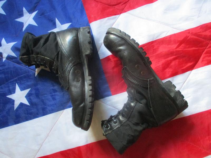 GENUINE usARMY ISSUE 1990 pattern JUNGLE COMBAT black BOOTS vibram sole modified