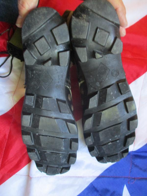 genuine JE US ARMY VIETNAM WAR issue JUNGLE COMBAT BOOTS us 8 N UK 7 1/2 N
