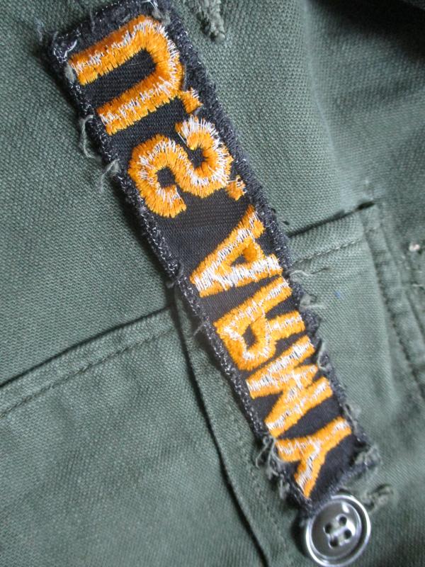 GENUINE M51 UNIFORM early VIETNAM WAR US ARMY gold & black BRANCH TAPE badge