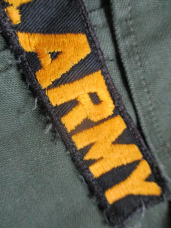 GENUINE M51 UNIFORM early VIETNAM WAR US ARMY gold & black BRANCH TAPE badge