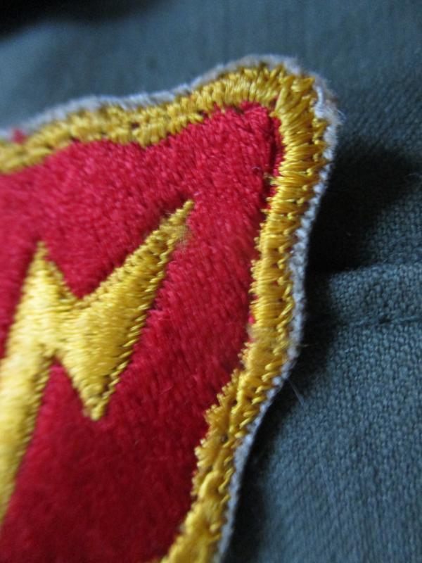 ORIGINAL us army VIETNAM WAR 25th infantry division BADGE PATCH cut edge type