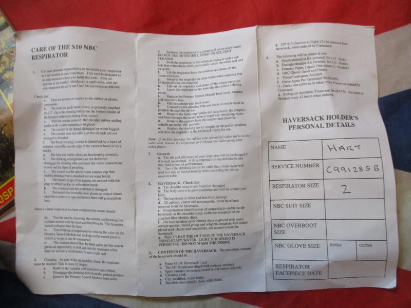 1989 AVON BRiTiSH army ISSUE respirator gas mask S10 with glasses lens holders SIZE 2 MEDIUM & PLCE POUCH