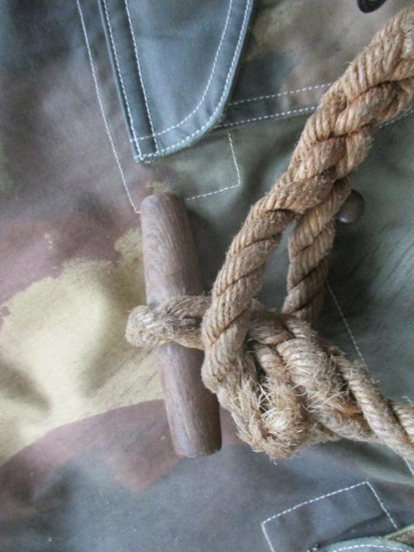 GENUINE WW2 ISSUE BRITISH PARATROOPER AIRBORNE denison TOGGLE ROPE
