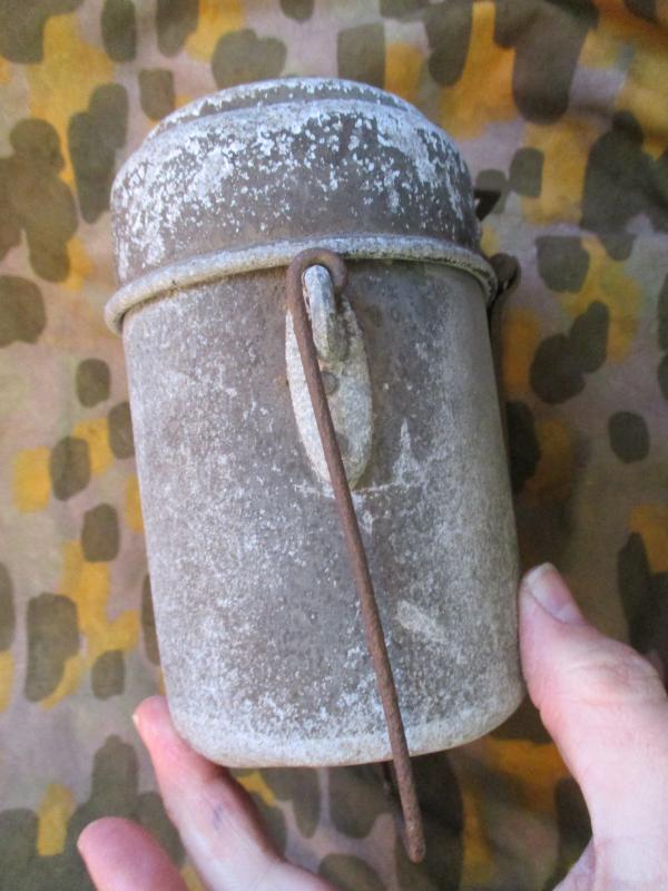 ORIGINAL real GENUINE WW2 GERMAN ARMY / WAFFEN SS ISSUE 1941 ohm41 MESS TIN