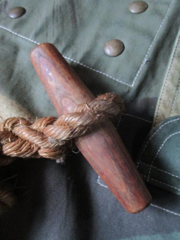 GENUINE WW2 ISSUE BRITISH PARATROOPER AIRBORNE denison TOGGLE ROPE