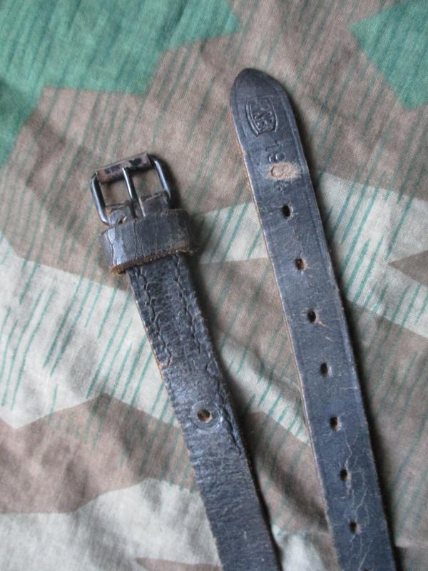 GERMAN ARMY Waffen SS WW2 ZELTBHAN ZELT PONCHO / mess tin STRAP 1954 post war but same ww2 ones