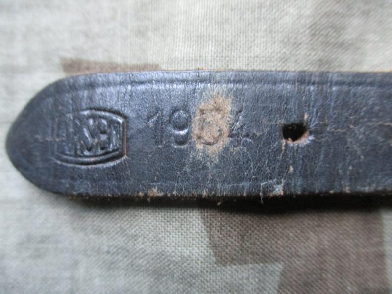GERMAN ARMY Waffen SS WW2 ZELTBHAN ZELT PONCHO / mess tin STRAP 1954 post war but same ww2 ones