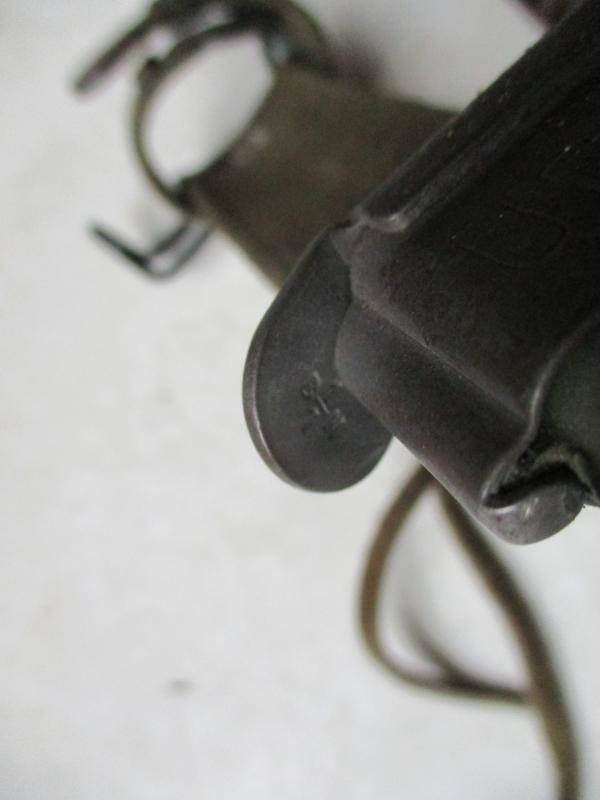 WW2 US ARMY M3 case FIGHTING KNIFE in M8 shorty B.MCO SCABARD 1943 / 1944 . MINT CONDITION .