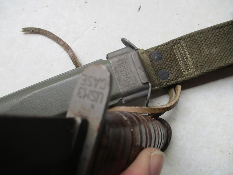 WW2 US ARMY M3 case FIGHTING KNIFE in M8 shorty B.MCO SCABARD 1943 / 1944 . MINT CONDITION .