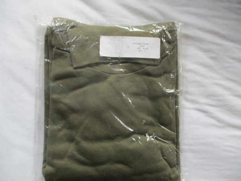 RAF ROYAL AIR FORCE PILOT AIRCREW issue LONG SLEEVE ROLL NECK T SHIRT XL 112CM