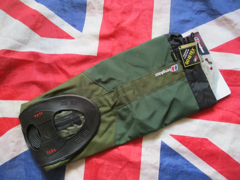 BERGHAUS YETI attak II GORETEX WATERPROOF MOUNTAIN boot GAITERS SIZE xl NEW