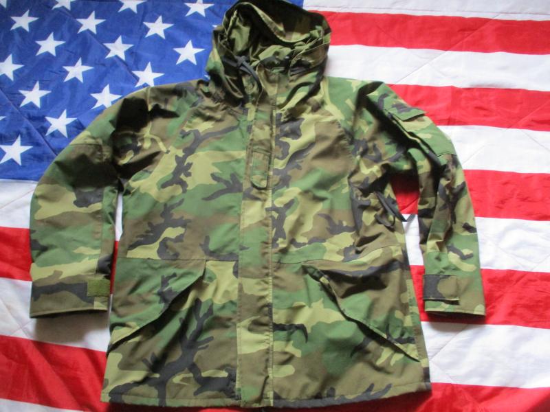 1996 US Army ISSUE ECWCS USA m81 woodland camo waterproof goretex PARKA COAT Large R