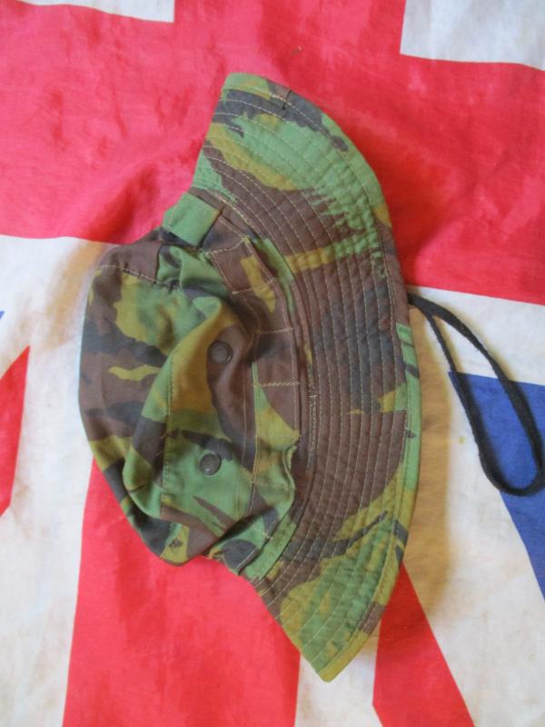 BRITISH ARMY Falklands war era 68 pat jungle BUSH BOONIE HAT 70's dpm 57cm MEDIUM