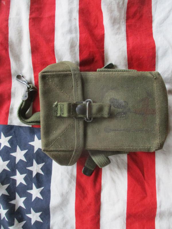 genuine US ARMY VIETNAM WAR issue M1956 M56 WEBBING m16 magazine / ammo POUCH