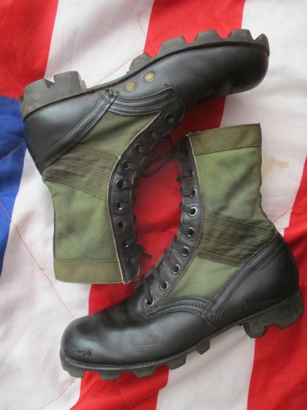 genuine US ARMY addison VIETNAM WAR issue JUNGLE COMBAT BOOTS usa 9 r UK 8 R