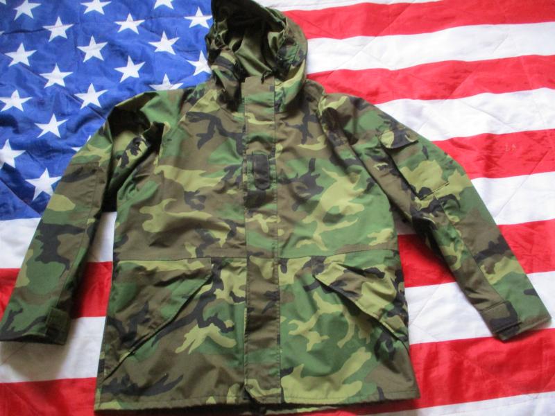 1996 US Army ISSUE ECWCS USA m81 woodland camo waterproof goretex PARKA COAT L R