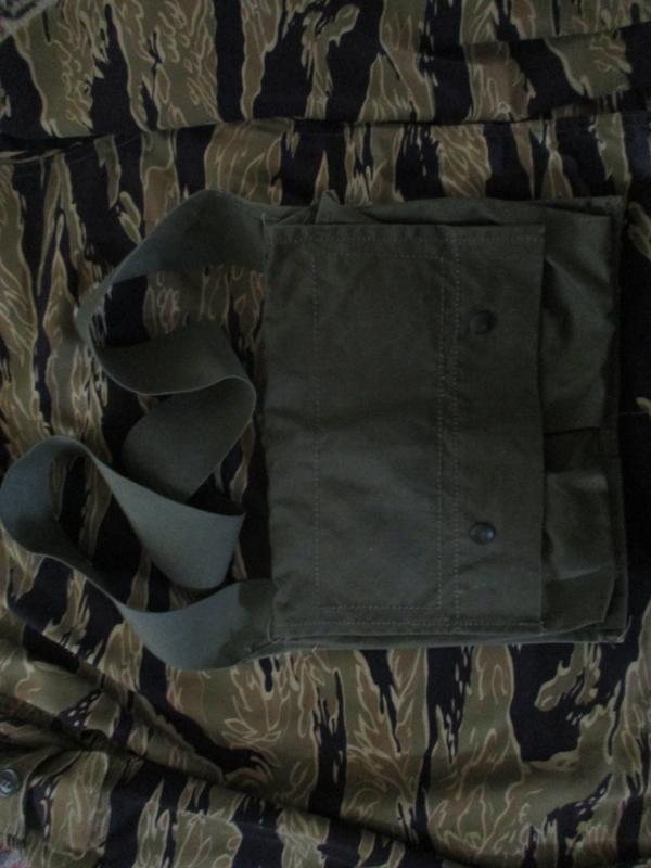 GENUINE US ARMY ISSUE VIETNAM WAR M56 M 1956 WEBBING CLAYMORE BAG SATCHEL